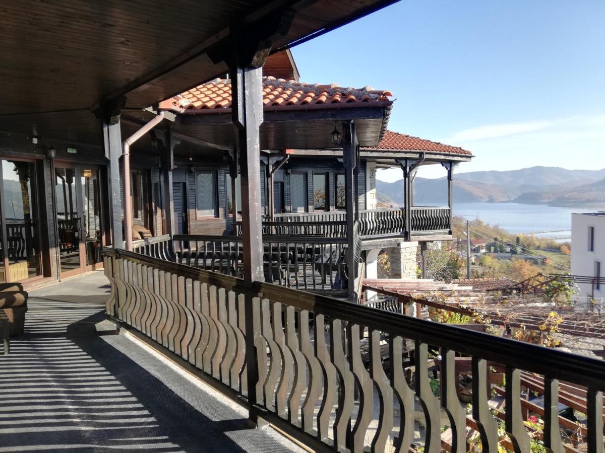 Trifon Zarezan Family Hotel Glavatartsi Exterior photo
