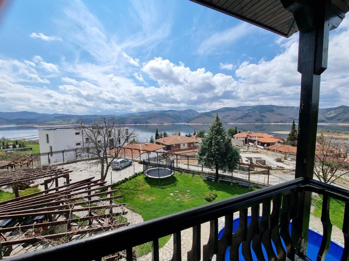 Trifon Zarezan Family Hotel Glavatartsi Exterior photo